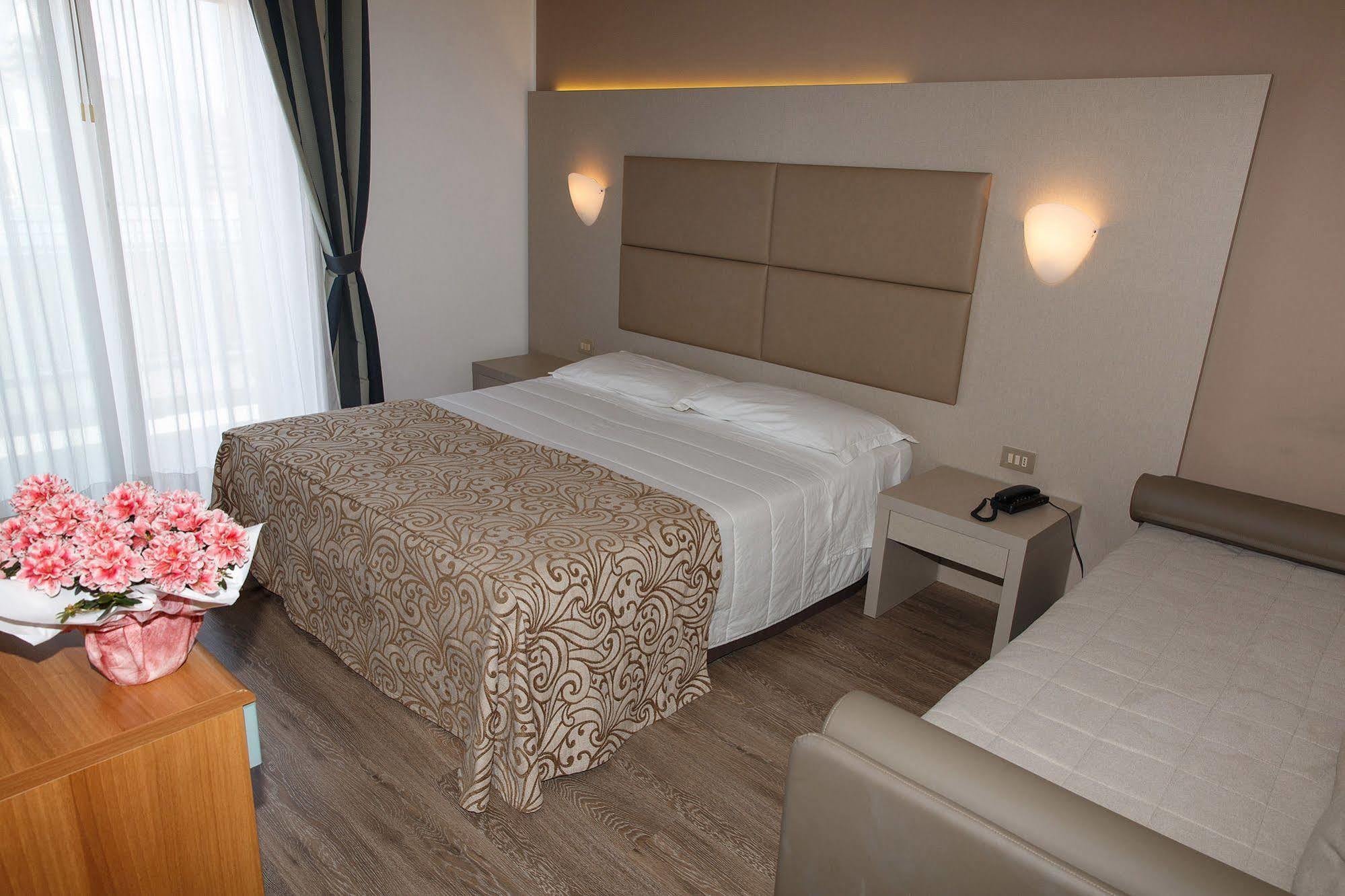 Hotel Sirenetta Lido di Jesolo Zewnętrze zdjęcie