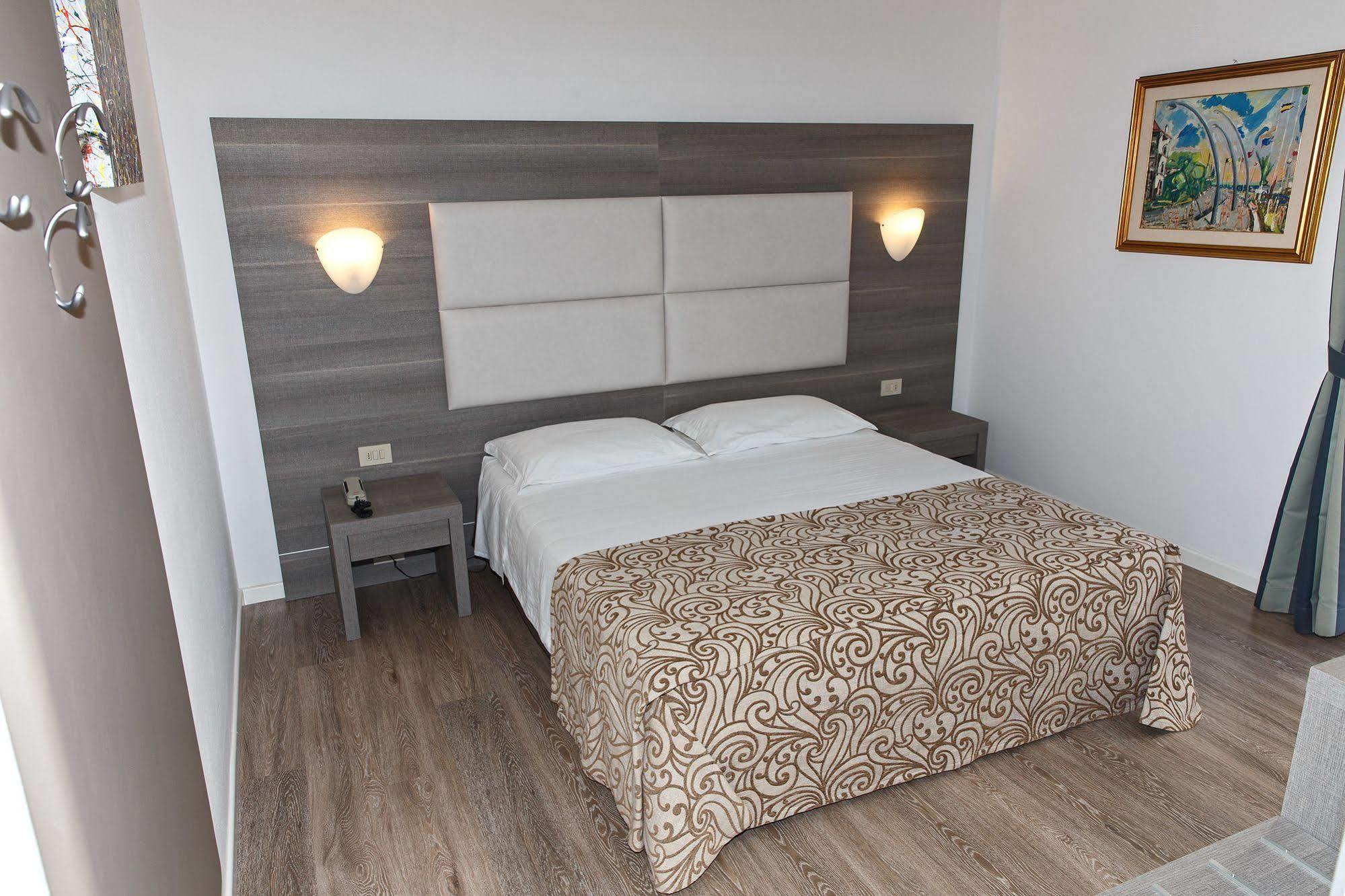 Hotel Sirenetta Lido di Jesolo Zewnętrze zdjęcie